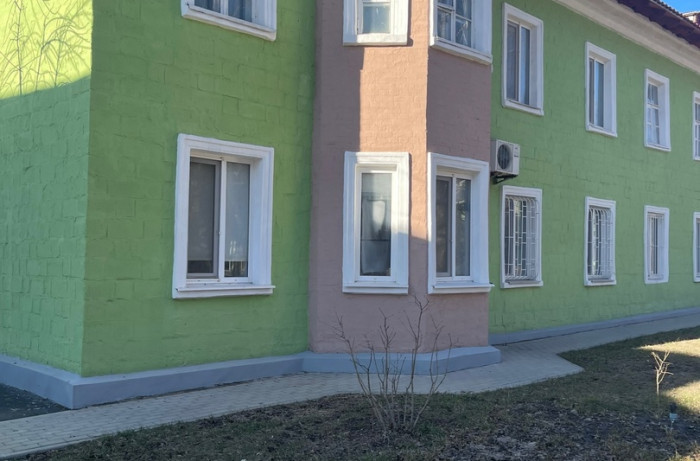 ✅ПРОДАЖА КВАРТИРЫ В ЦЕНТРЕ ХАРЦЫЗСКА+САРАЙ✅ - Расположение Харцызск , ЦЕНТР,площадь,бульвар Шевченко ⭐⭐⭐ - Комнат - 2 - Этаж - 1 - Этажность - 2 - Дом обновлён , новая кровля! - В квартире есть всё , чтобы заезжать , обставляться и жить , пластиковые окна везде, бойлер, в общем доступе всё , самый центр города , самый верх бульвара! - Документы в процессе - Цена 3.200.000 без торга А.Н "КАСКАД" + 7949 561 49 83